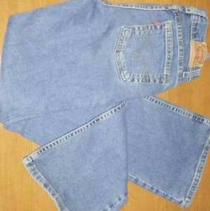 Girls Levis size 12R style 517 jeans